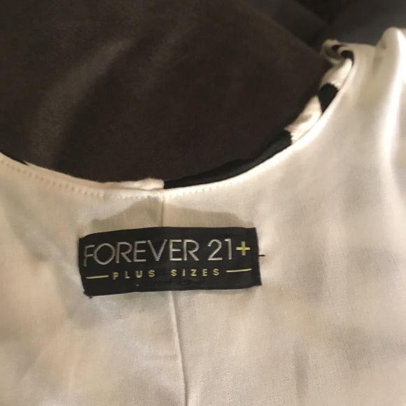 Forever 21 bodycon plus size dress - Picture 6 of 6